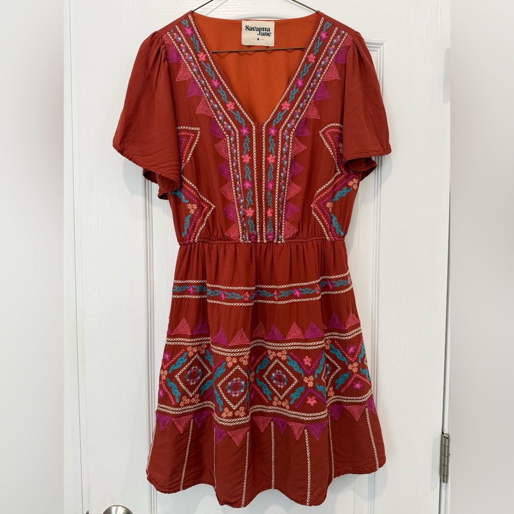 Savanna Jane Embroidered Dress size Medium
